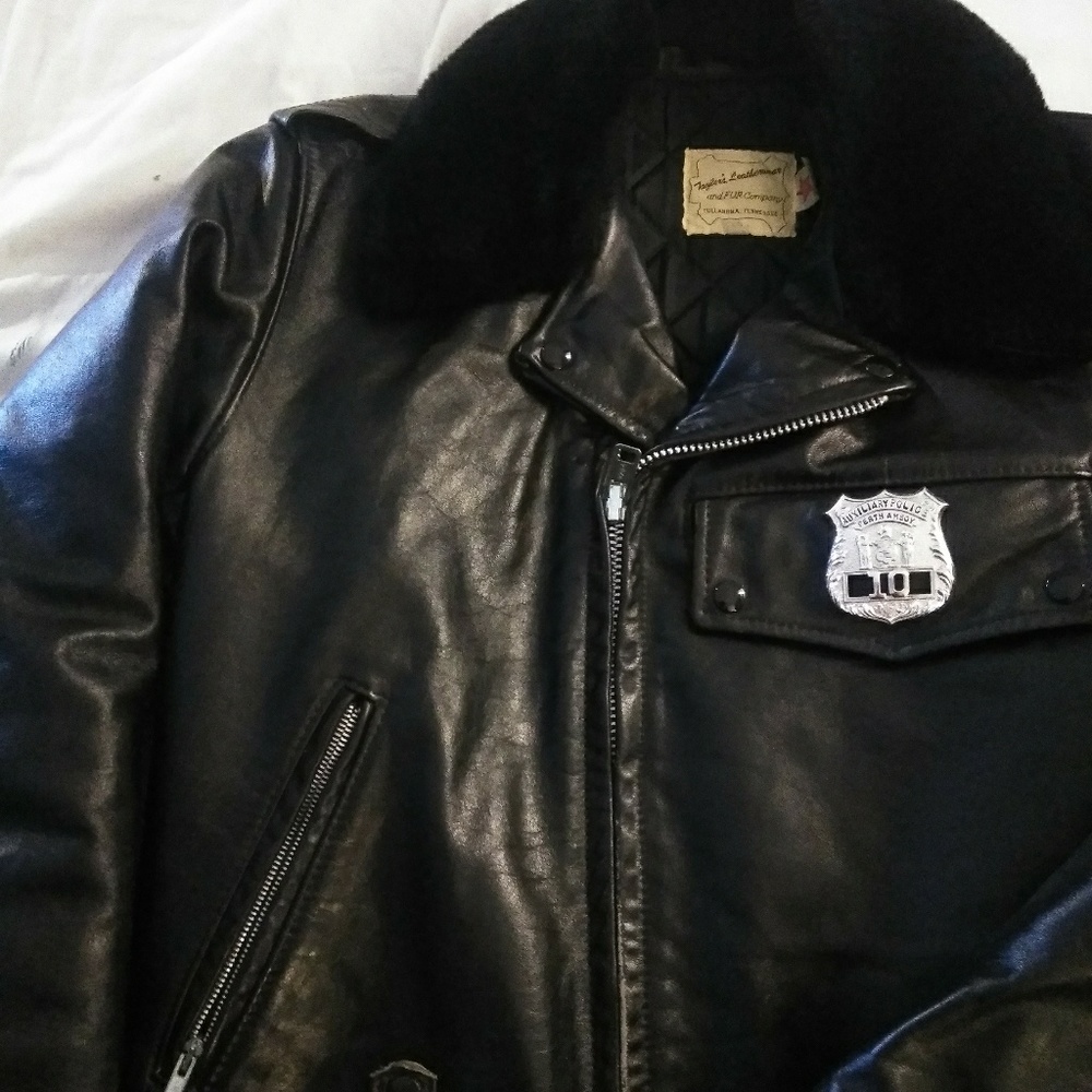 Jacket - Picture 2 of 5